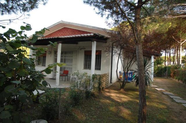 Villa Maila Бибионе Экстерьер фото